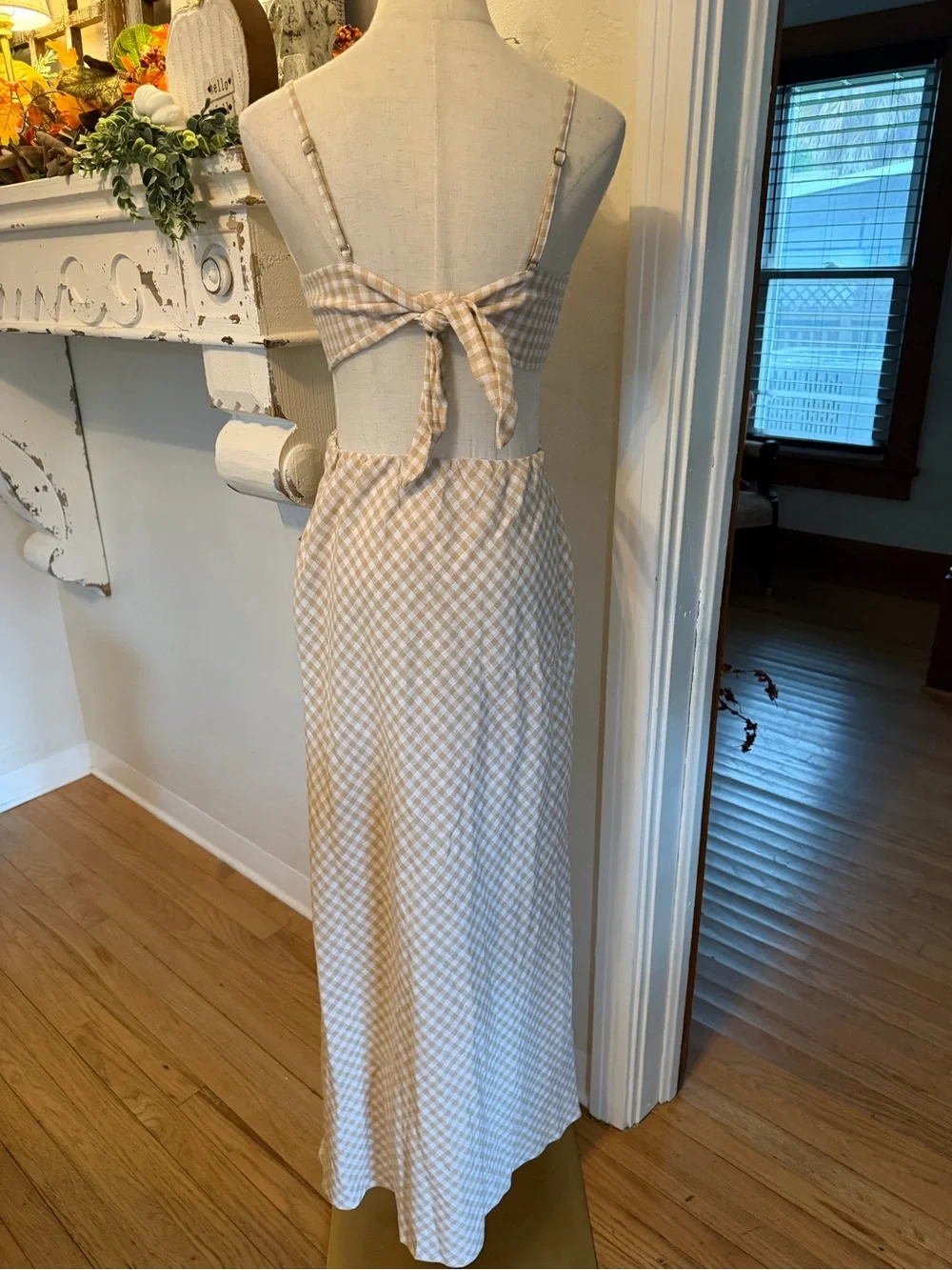 NWT Abercrombie & Fitch Beige Gingham Cutout Maxi Dress
